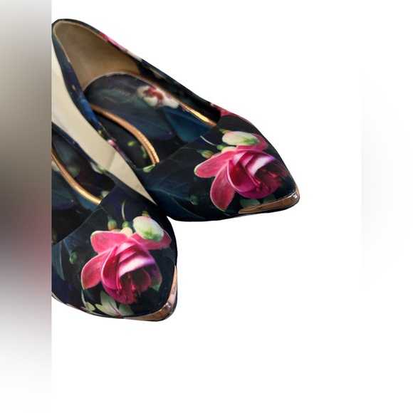 Ted Baker London Neevo 4 Pointed Heels - Fuchsia - Pink - Picture 6 of 10